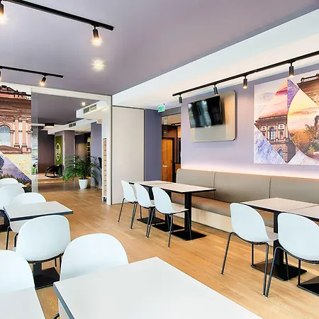 B&B Hotel Kaiserslautern מלון 3*