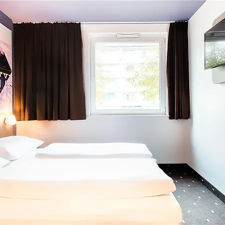 B&B Hotel Kaiserslautern מלון