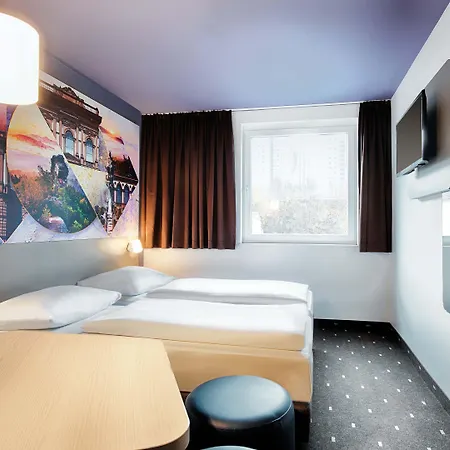 מלון B&B Hotel Kaiserslautern 3*