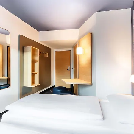 B&B Hotel Kaiserslautern מלון