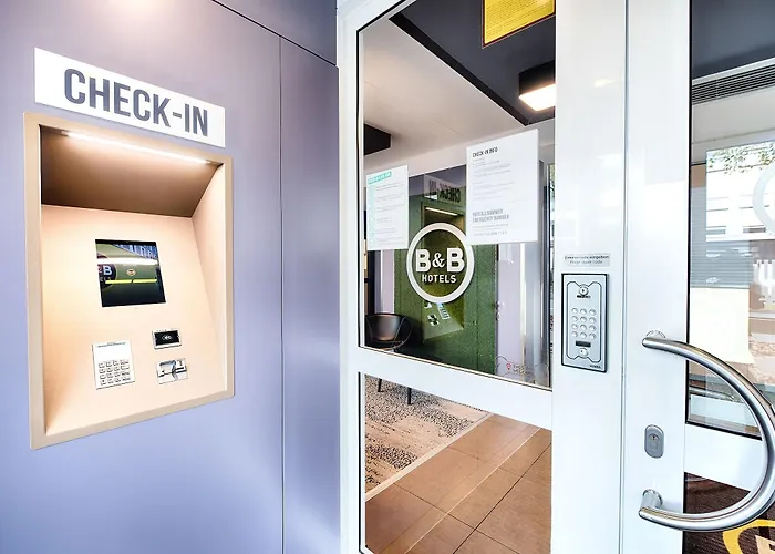 B&B Hotel Kaiserslautern 3*